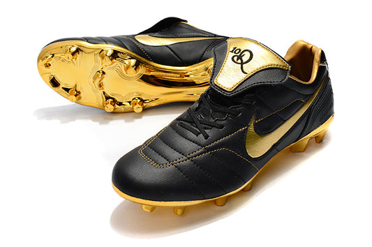 The Evolution of Football Boots: From Humble Leather to High-Tech Footwear