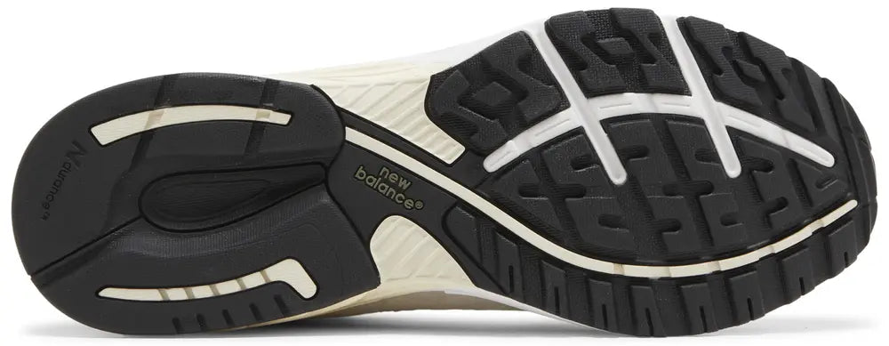 New Balance 993