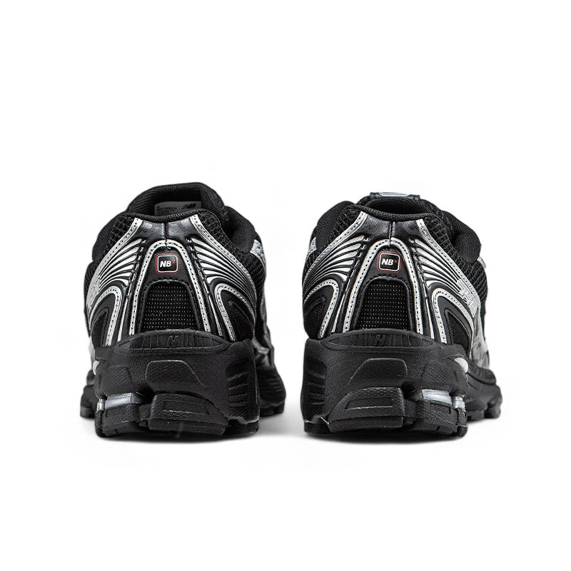 New Balance MR740