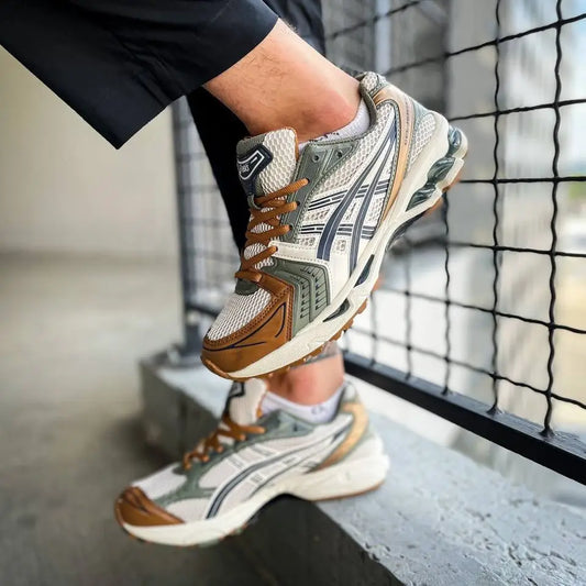 ASICS