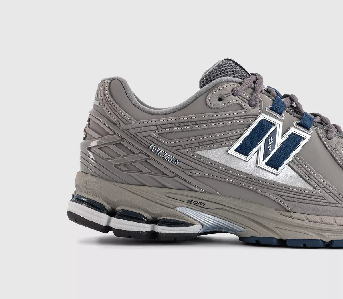 New Balance 1906