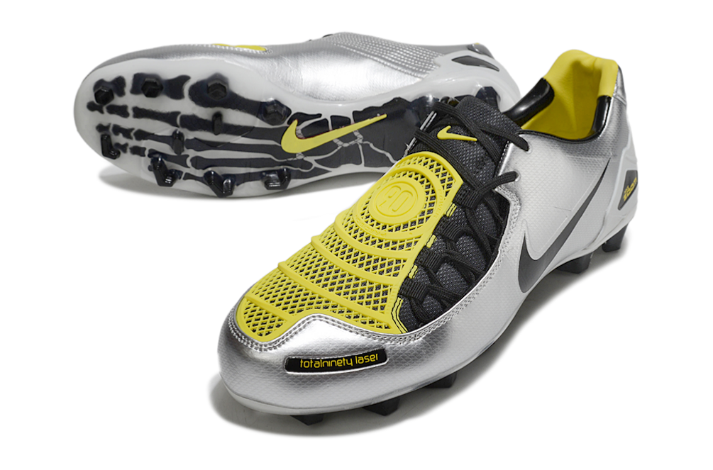 Nike Total 90