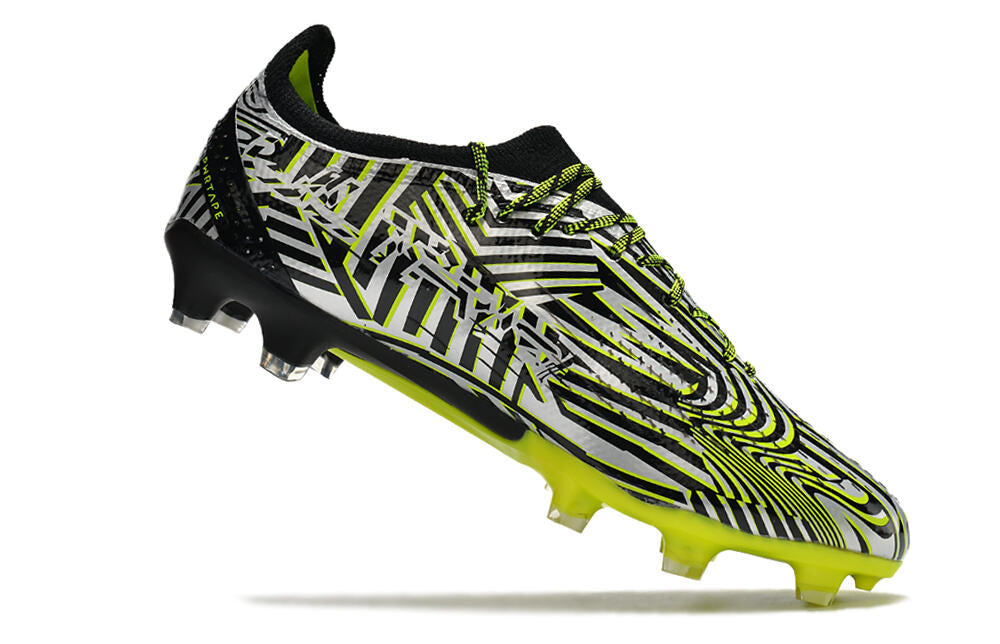 Puma Ultra Ultimate | Striker Illusion