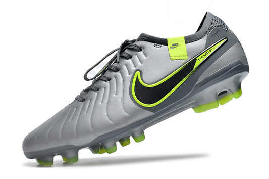 Nike Tiempo