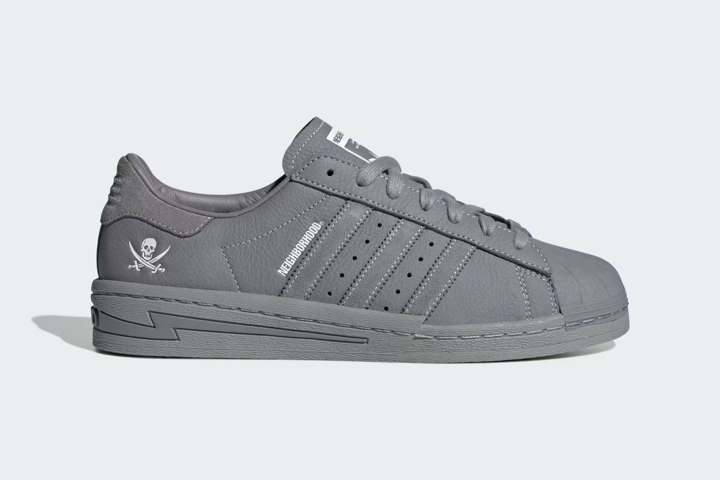 Adidas Superstar