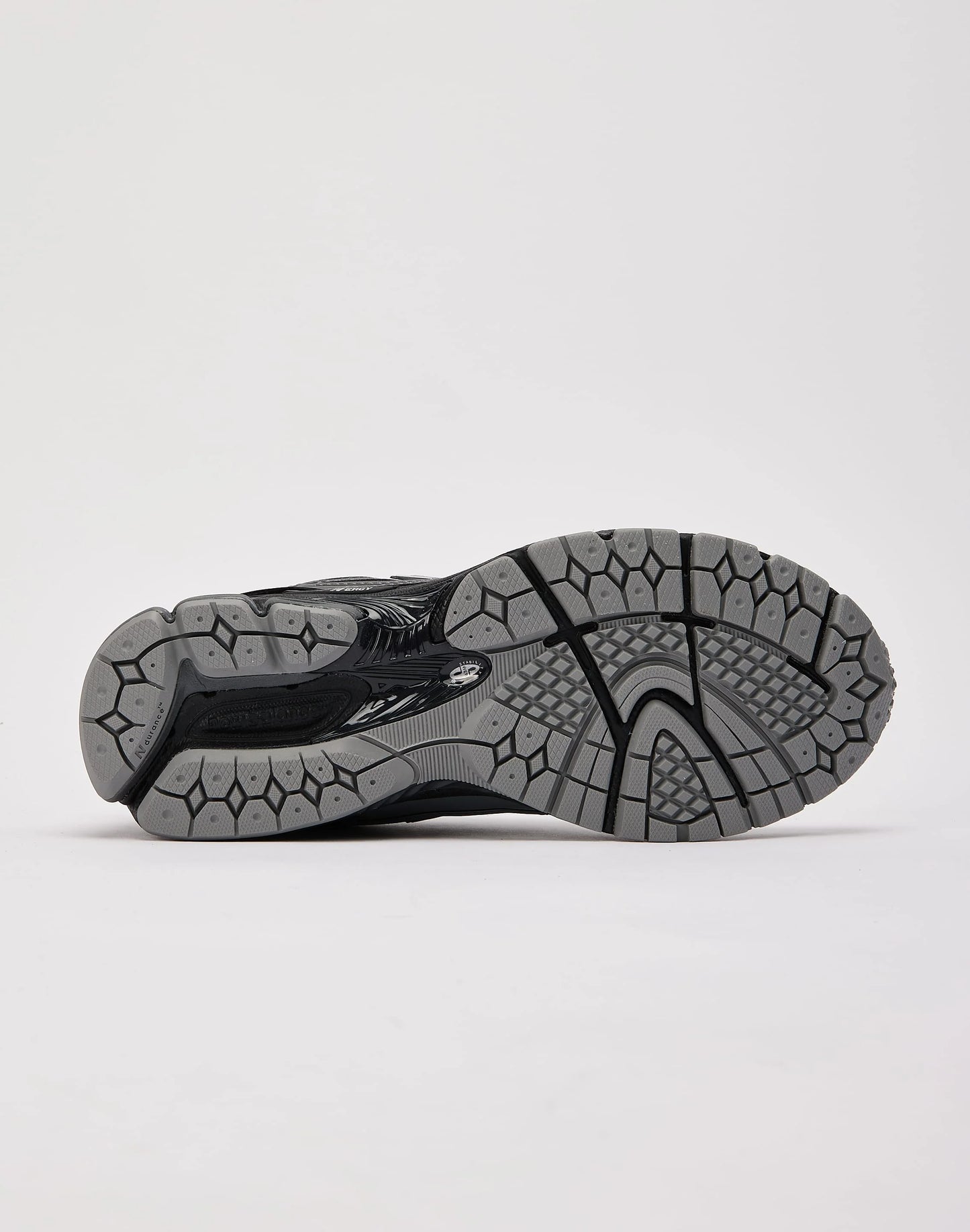 New Balance M1906