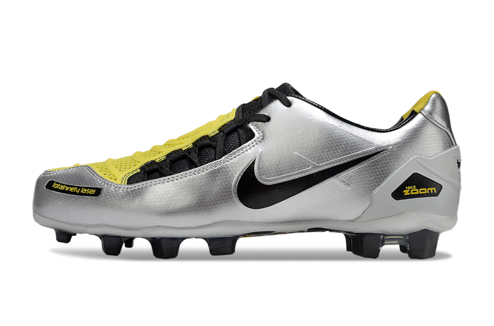 Nike Total 90
