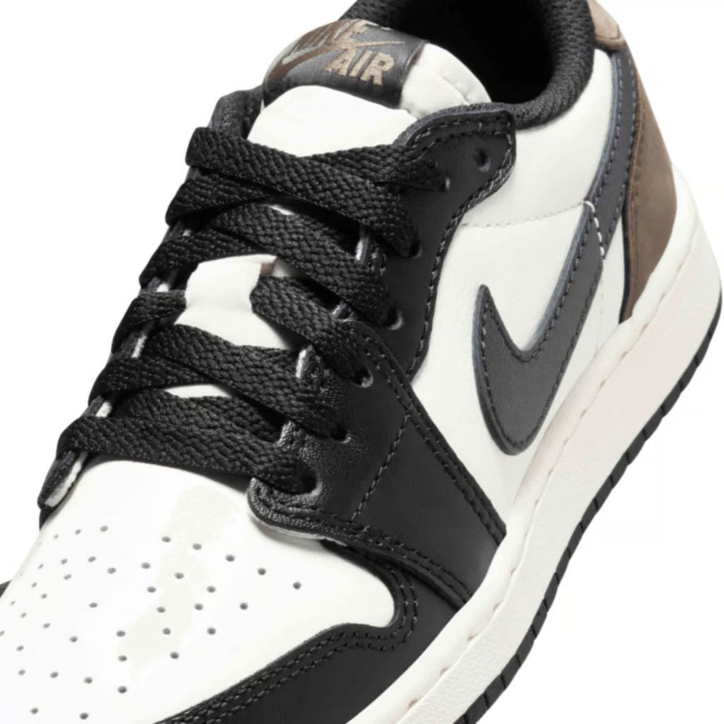 Nike Air Jordan 1 Low - Mocha
