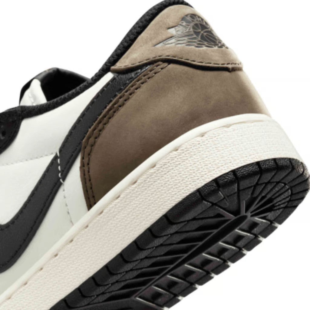 Nike Air Jordan 1 Low - Mocha