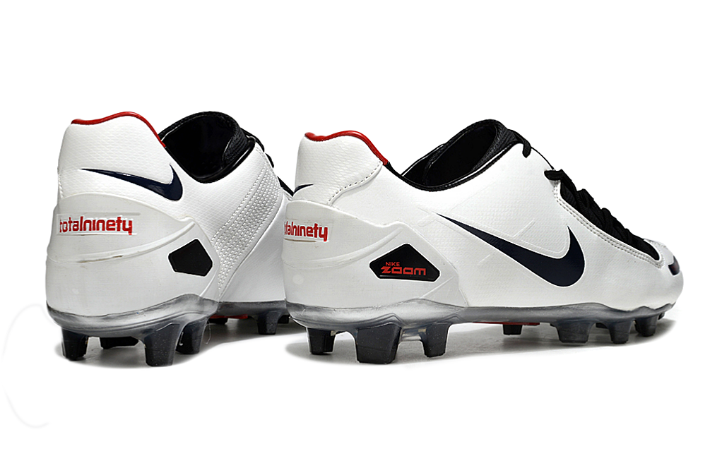 Nike Total 90