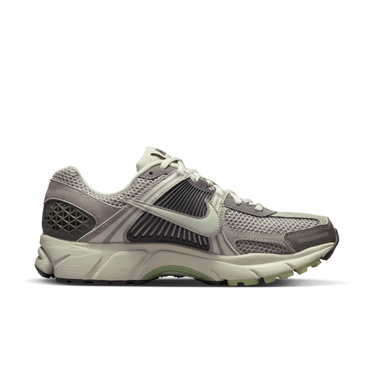 Nike Zoom Vomero 5