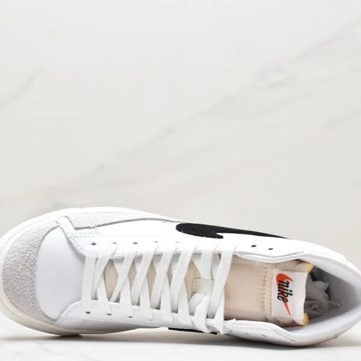 Nike Blazer