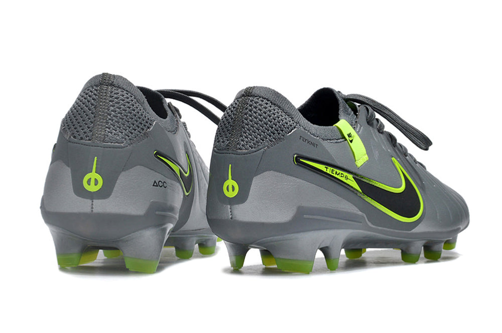 Nike Tiempo