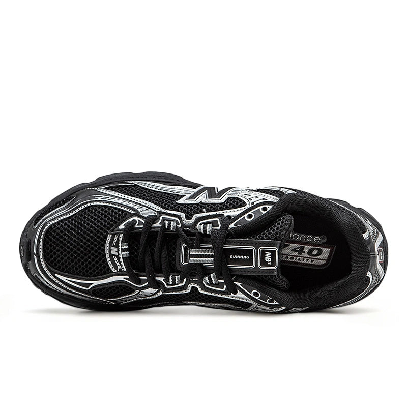 New Balance MR740