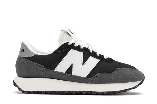 New Balance U370