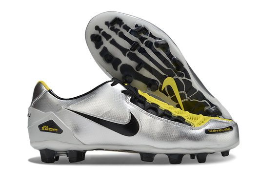 Nike Total 90