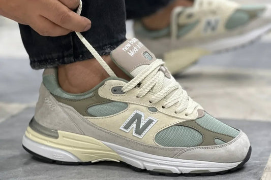 New Balance 993