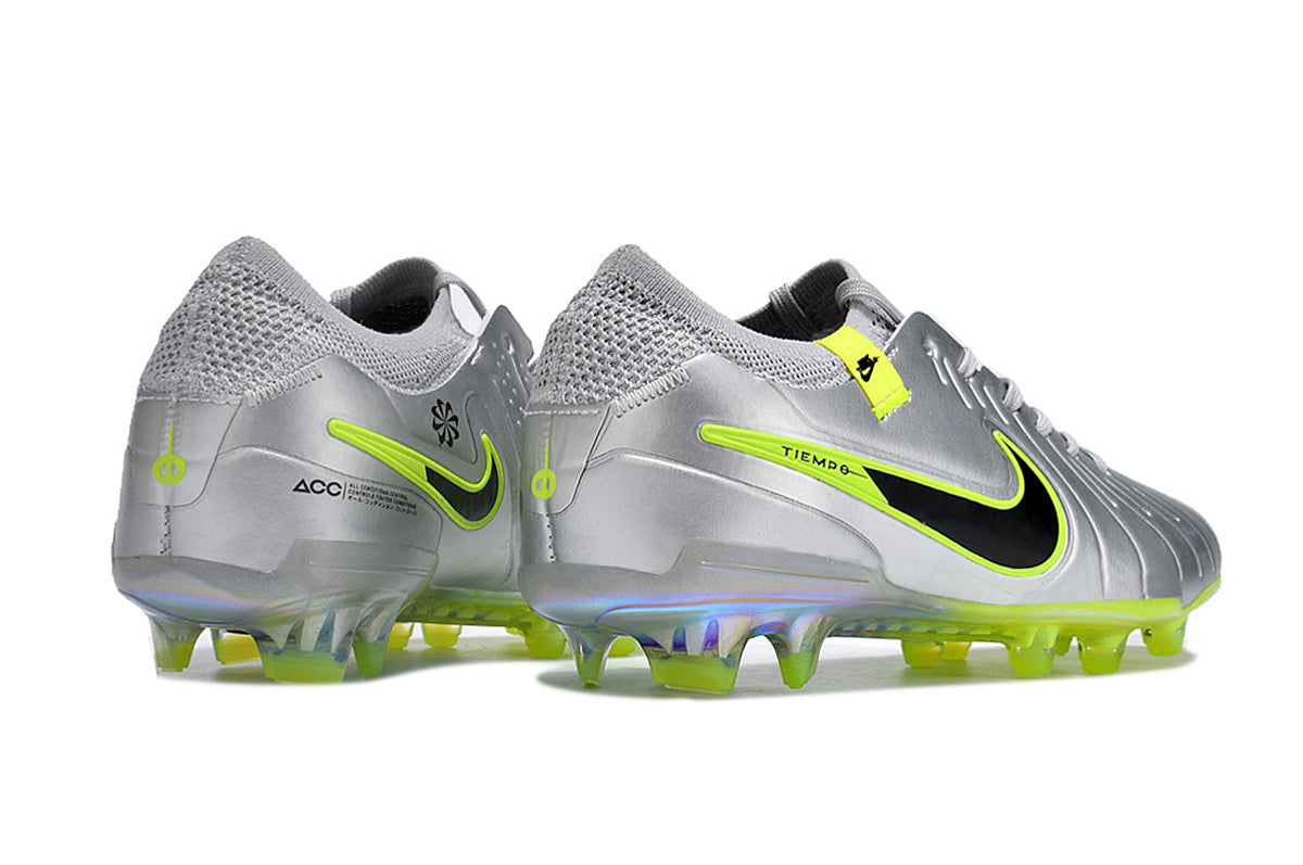 Nike Tiempo