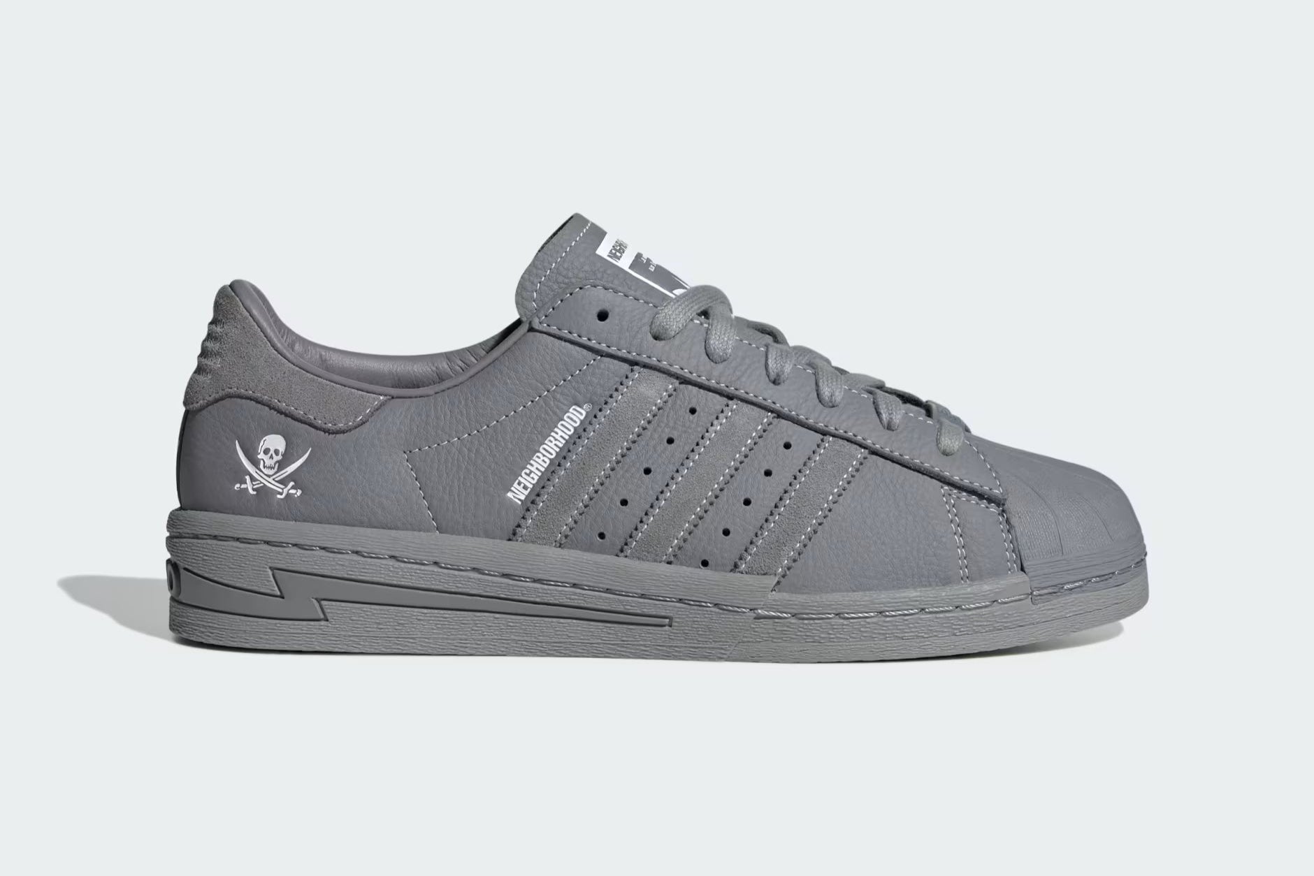 Adidas Superstar