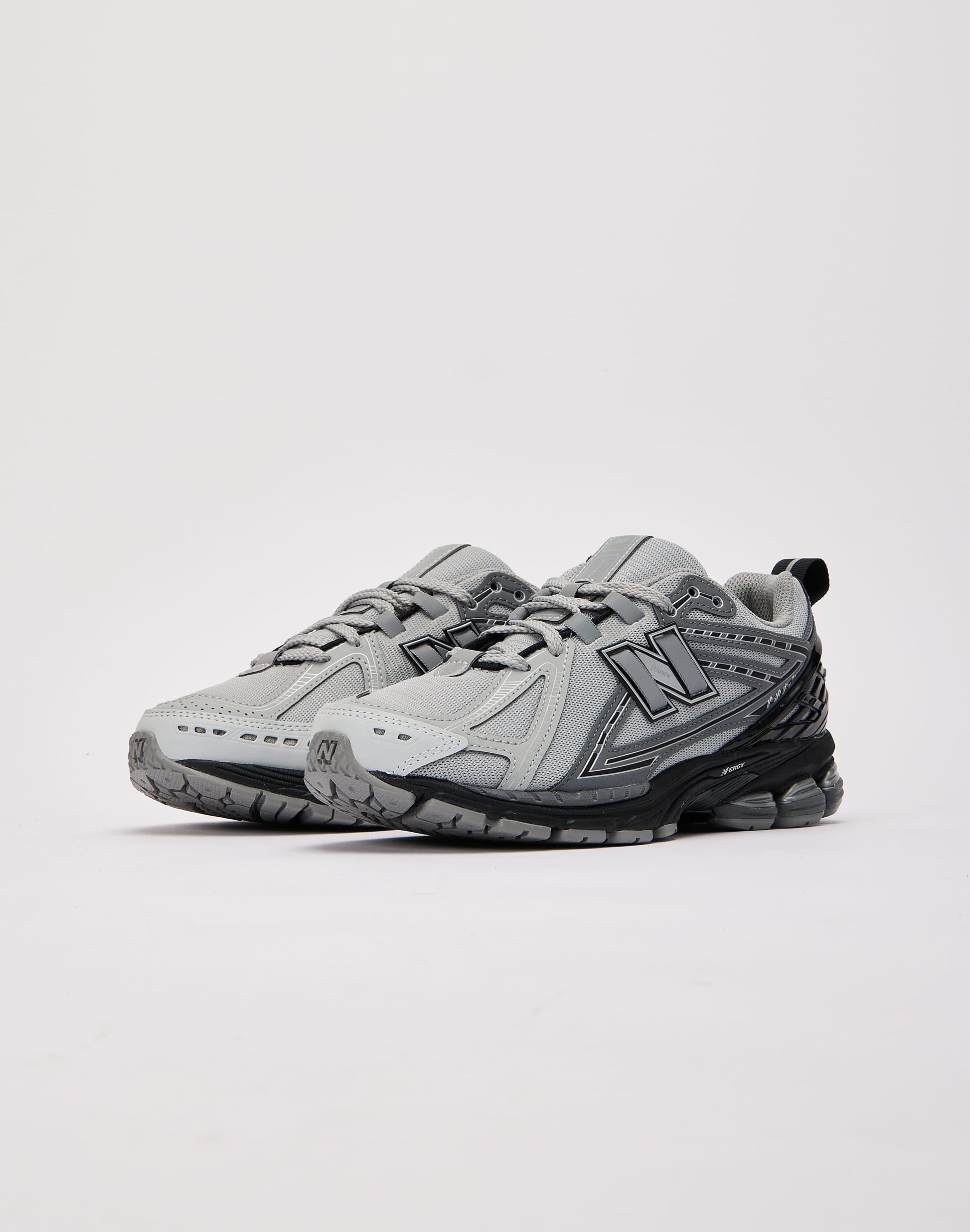 New Balance M1906
