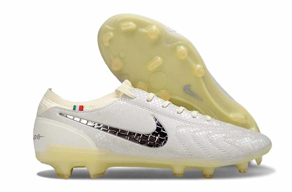 Nike Tiempo Legend | Striker's Instinct