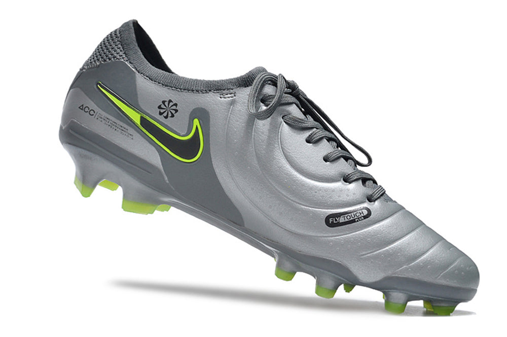 Nike Tiempo
