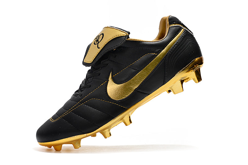 Nike Tiempo Legend