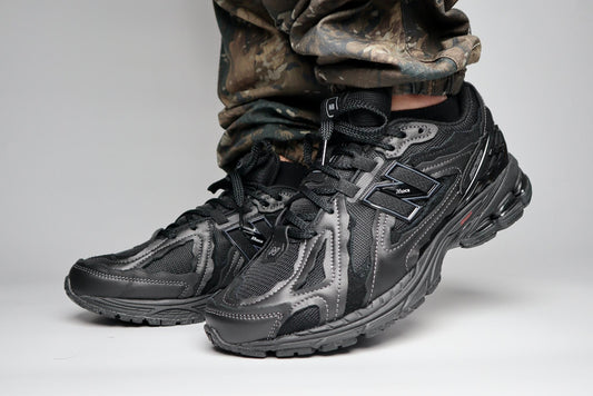 New Balance M1906
