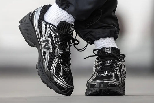 New Balance MR740
