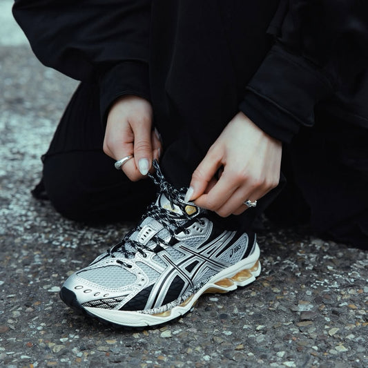 ASICS 